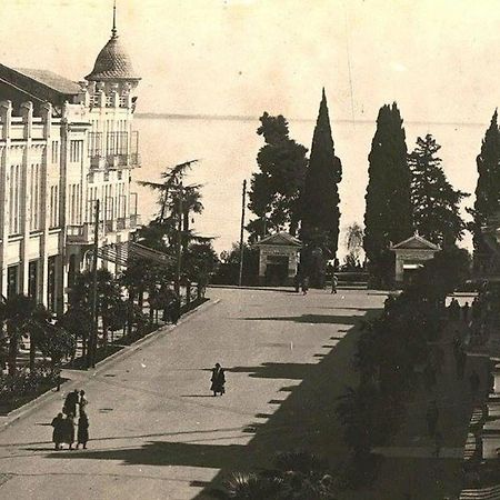 Ritsa Hotel Sukhumi Esterno foto