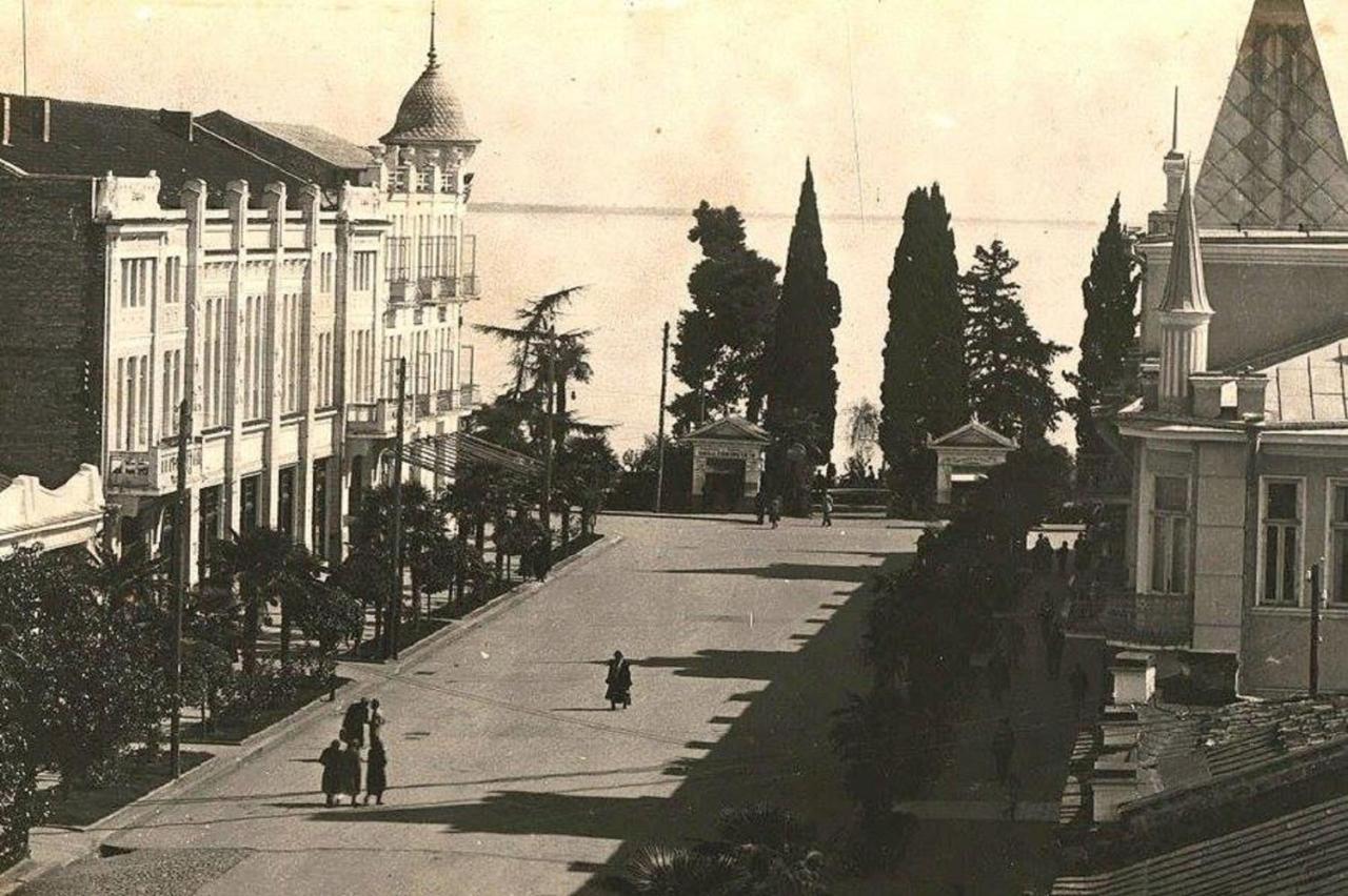 Ritsa Hotel Sukhumi Esterno foto