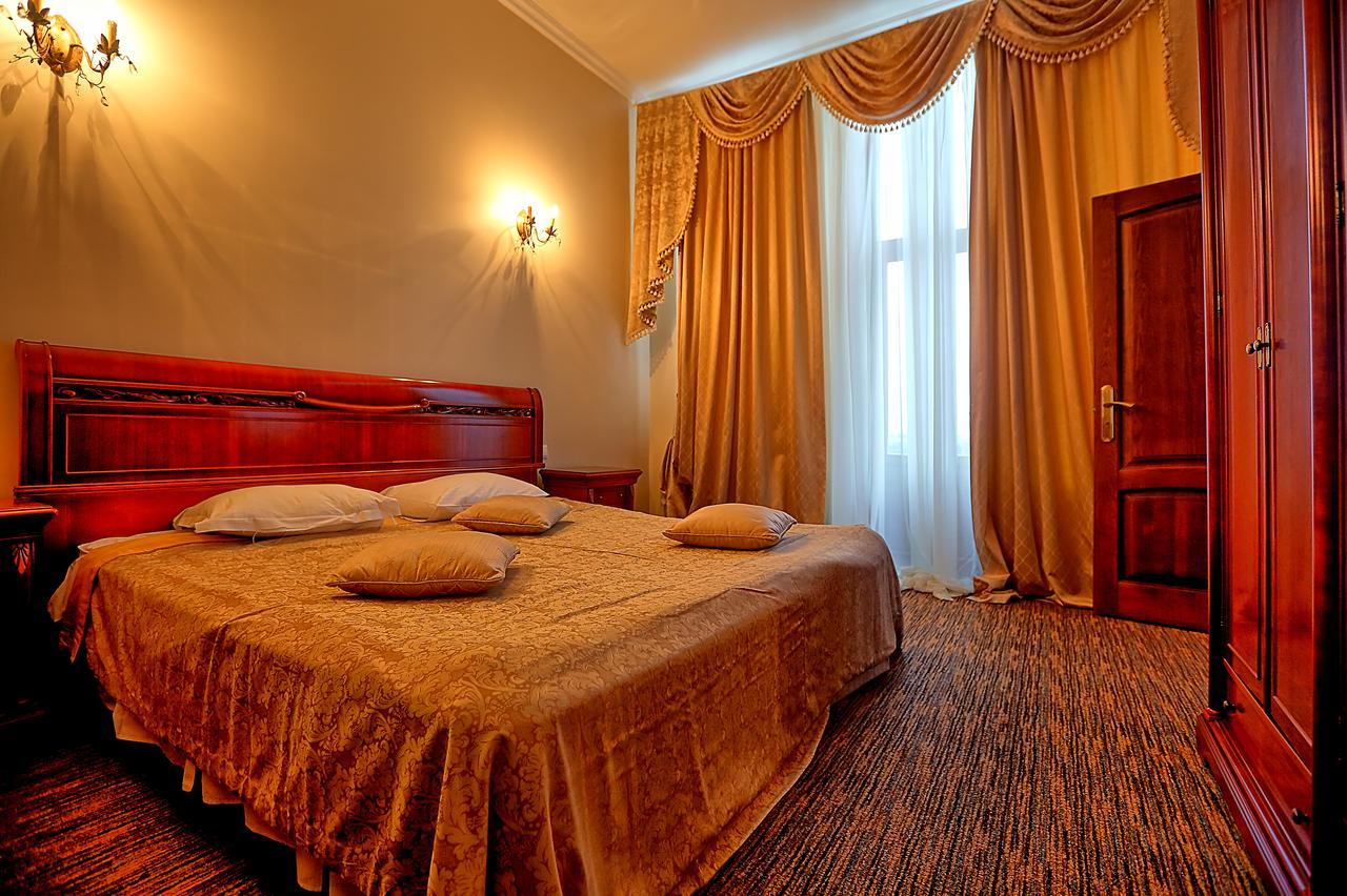 Ritsa Hotel Sukhumi Esterno foto