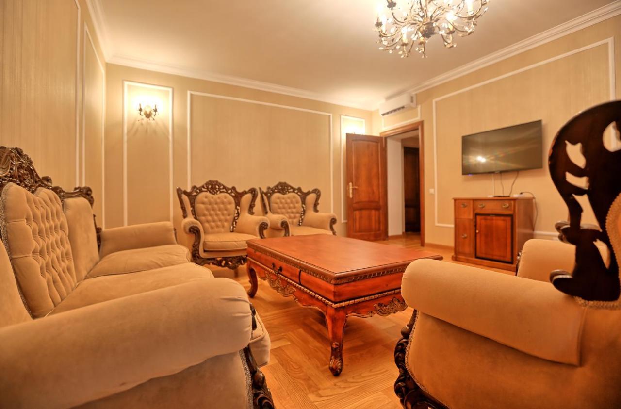 Ritsa Hotel Sukhumi Esterno foto