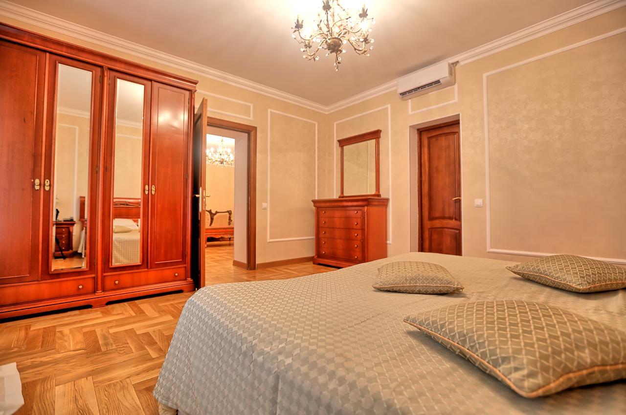 Ritsa Hotel Sukhumi Esterno foto