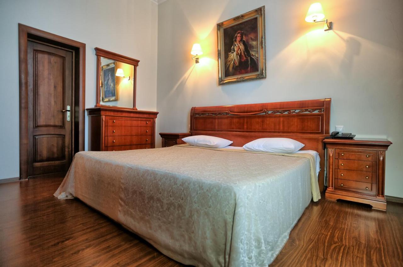 Ritsa Hotel Sukhumi Esterno foto